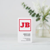 White Red Bold Monogram Minimalist Modern Plain Visitekaartje (Staand voorkant)