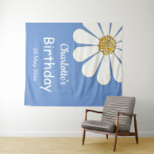 White Retro Modern Daisy Flower Custom Birthday Wandkleed (In Situ (horizontaal))