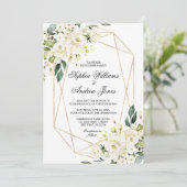 White Rose and Greenery Wedding Kaart (Staand voorkant)