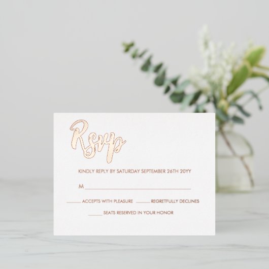 White Rose Gold Modern Script Calligraphy RSVP Folie Uitnodiging Briefkaart (Staand Voorkant)