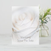 White Rose Personalized Wedding Save the Date Kaart (Staand voorkant)