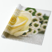 White Rose Valentijnsdag Wrapping Paper Cadeaupapier (Uitgerold)