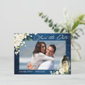 White Roses Blue Wood PHOTO Wedding Save The Date (Staand voorkant)