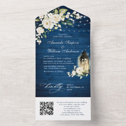 White Roses Blue Wood Wedding QR code All In One Uitnodiging (Binnen)
