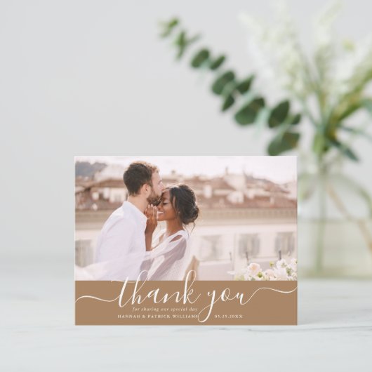 White Script Moderne bruiloft Dank u Foto Briefkaart (Staand voorkant)