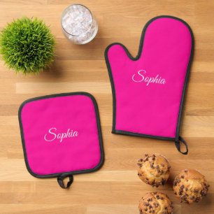 White Script Naam of Monogram op Hot Pink Ovenwant & Pannenlap Set