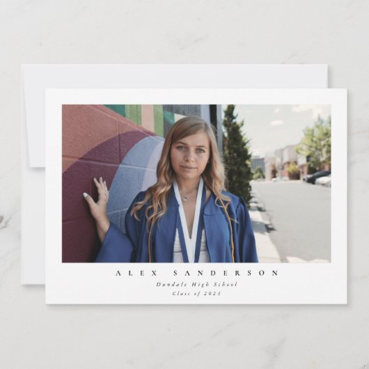 White Simple Modern Single Photo Afstuderen Aankondiging (Voorkant)