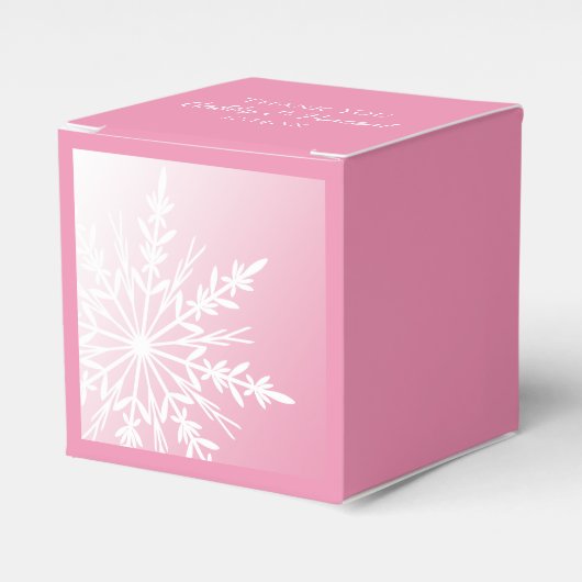 White Snowflake on Pink Winter Wedding Bedankdoosjes (Voorkant Zijde)