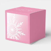 White Snowflake on Pink Winter Wedding Bedankdoosjes (Achterkant)