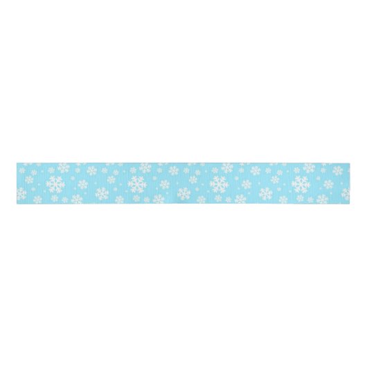 White Snowflakes on Light Blue Winter Pattern Grosgrain Lint (Voorkant)