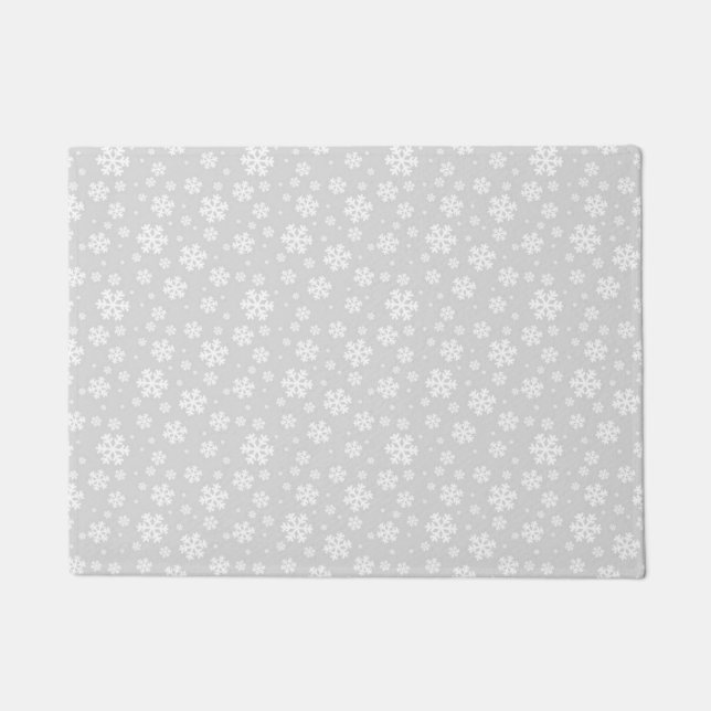 White Snowflakes on Silver Winter Pattern Deurmat (Voorkant)