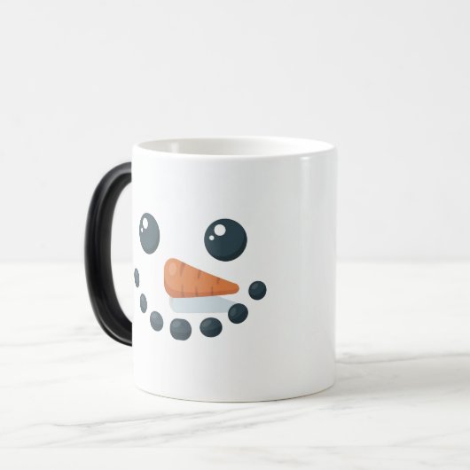 White Snowman Features Carrot Morphing Mug (Devant gauche)