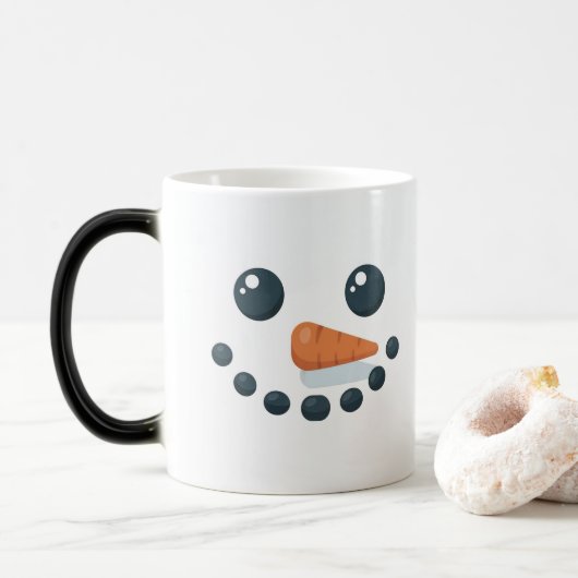 White Snowman Features Carrot Morphing Mug (Avec donut)