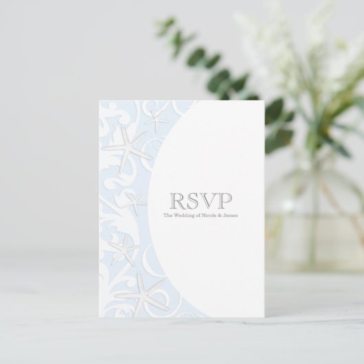 White Starfish Blue Beach Elegant Wedding RSVP Uitnodiging Briefkaart (Staand voorkant)