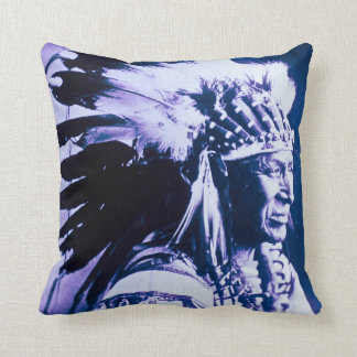 White Swan Sioux Chief  Kussen