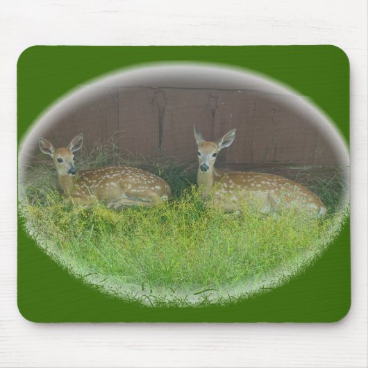 White-Tailed Deer Fawns Mousepad Muismat (Voorkant)