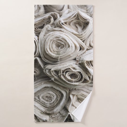 White textile lot (Serviette de bain)