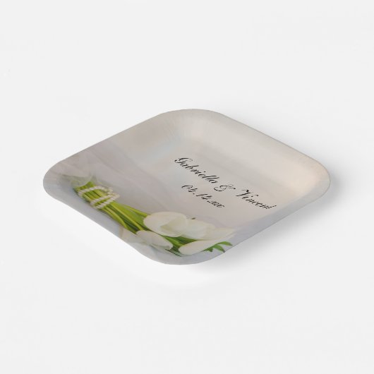 White Tulip Bouquet Spring Wedding Papieren Bordje (Gebogen)