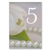 White Tulp and Pearls Spring Wedding Table Number Kaart (Voorkant)
