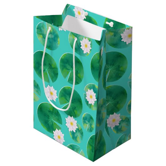 White Water Lily Flowers & Lily Pad Pattern Medium Cadeauzakje (Voorkant Gekanteld)