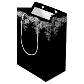 White Wedding Lace on Black Medium Cadeauzakje (Achterkant Gekanteld)