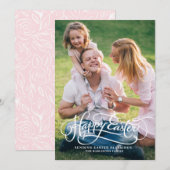 White Whimsical Script Happy Easter Photo Card Feestdagenkaart (Voorkant / Achterkant)