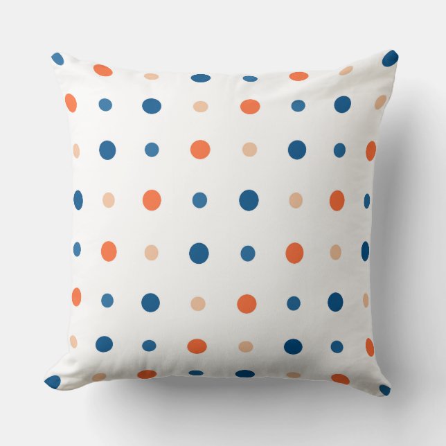 White with blue and orange dots kussen (Voorkant)