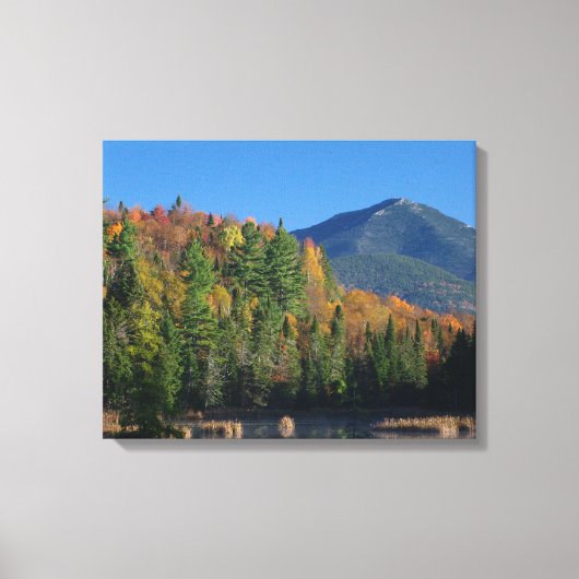 Whiteface Mountain over Little Cherrypatch Pond Canvas Afdruk (Voorkant)