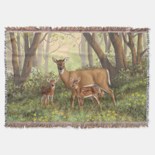 Whitetail Deer en Cute Twin Fawns in Spring Deken