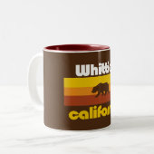 Whittier, Californië Tweekleurige Koffiemok (Voorkant links)