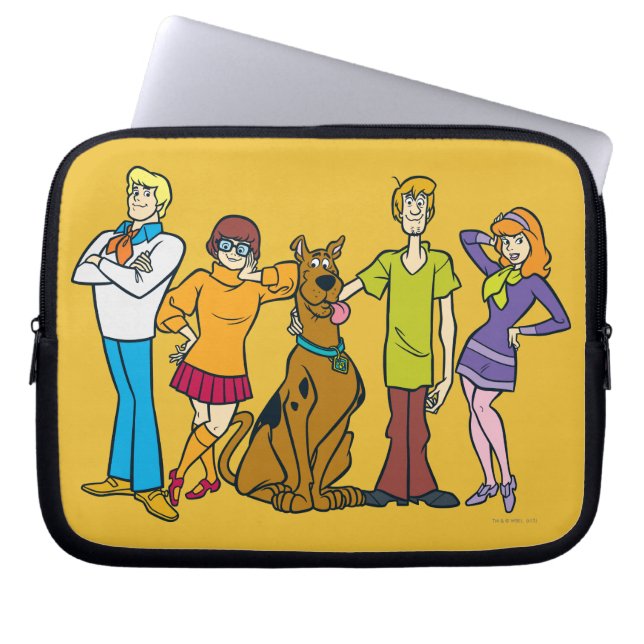 Whole Gang 14 Mystery Inc Laptop Sleeve (Voorkant)