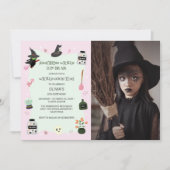 Wickedly Schattigee Green Witch verjaardagsfeestje Kaart (Voorkant)