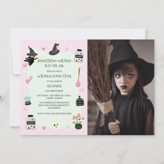 Wickedly Schattigee Green Witch verjaardagsfeestje Kaart (Voorkant)