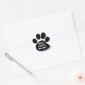 Wie heeft wie gered? Sticker. Redding huisdieren. Ronde Sticker (Envelop)