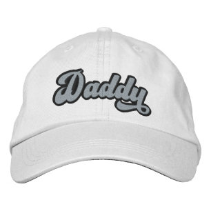 Wie is de Papa Geborduurde Pet