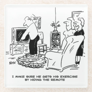 Wife verbergt de afstandsbediening van de tv glazen onderzetter