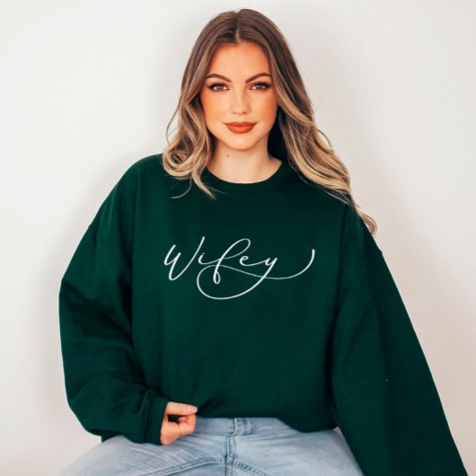 Wifey Cute Script Sweatshirt nouvellement marié