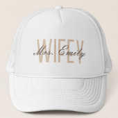 Wifey, personalized gift for wife, future Mrs. Trucker Pet (Voorkant)