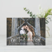 Wij Hebben de Knoop Gesteund | Rustieke Script Fot Aankondiging (Staand voorkant)