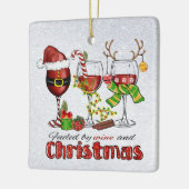 Wijn en kerstversiering keramisch ornament (Links)