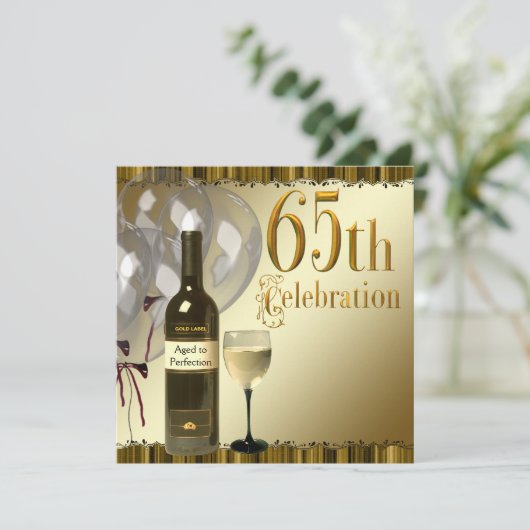 Wijn Glas Fles Goud 65e Verjaardagsfeestje Kaart (Staand voorkant)