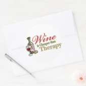 Wijn is goedkoper dan behandeling ronde sticker (Envelop)