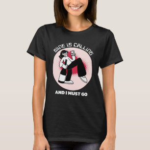 Wijn roept en ik moet gaan   Drinkhumor T-shirt