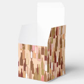 Wijnflessen, grondkleuren, lichte koraalachtergron bedankdoosjes (Geopend)