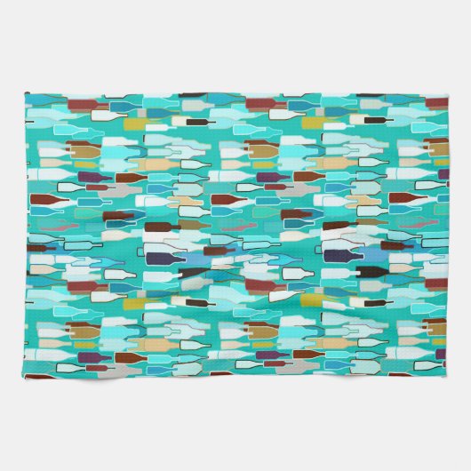 Wijnflessen, meerkleurige flessen, achtergrond tur theedoek (Horizontaal)