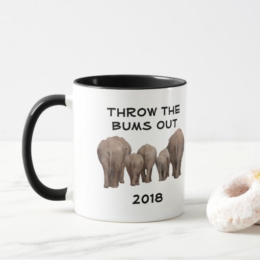 Wijzig de datum naar 2020 Gooi de Bums Out Mok (Met donut)
