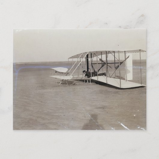 Wilbur Wright in Prone Position in Damaged Machine Briefkaart (Voorkant)