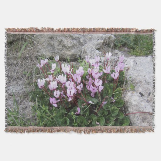 Wild Cyclamen Throw Blanket Deken (Voorkant)