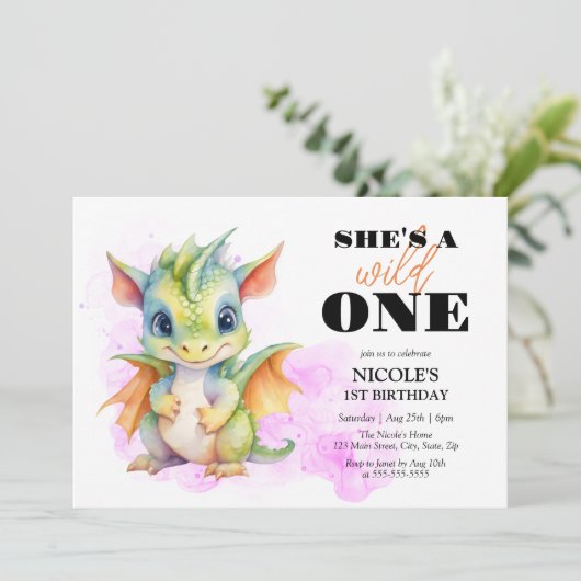 Wild Een Schattige Baby Dragon Sprookje 1e Verjaar Kaart (Staand voorkant)