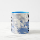 Wild Hair s'en fiche de la Mug de la Coupe lundi ? (Centre)